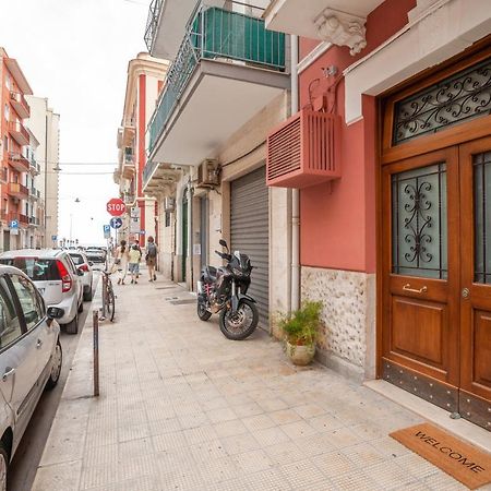 Madame Bari' Suite Apt In The Heart Of Bari Extérieur photo